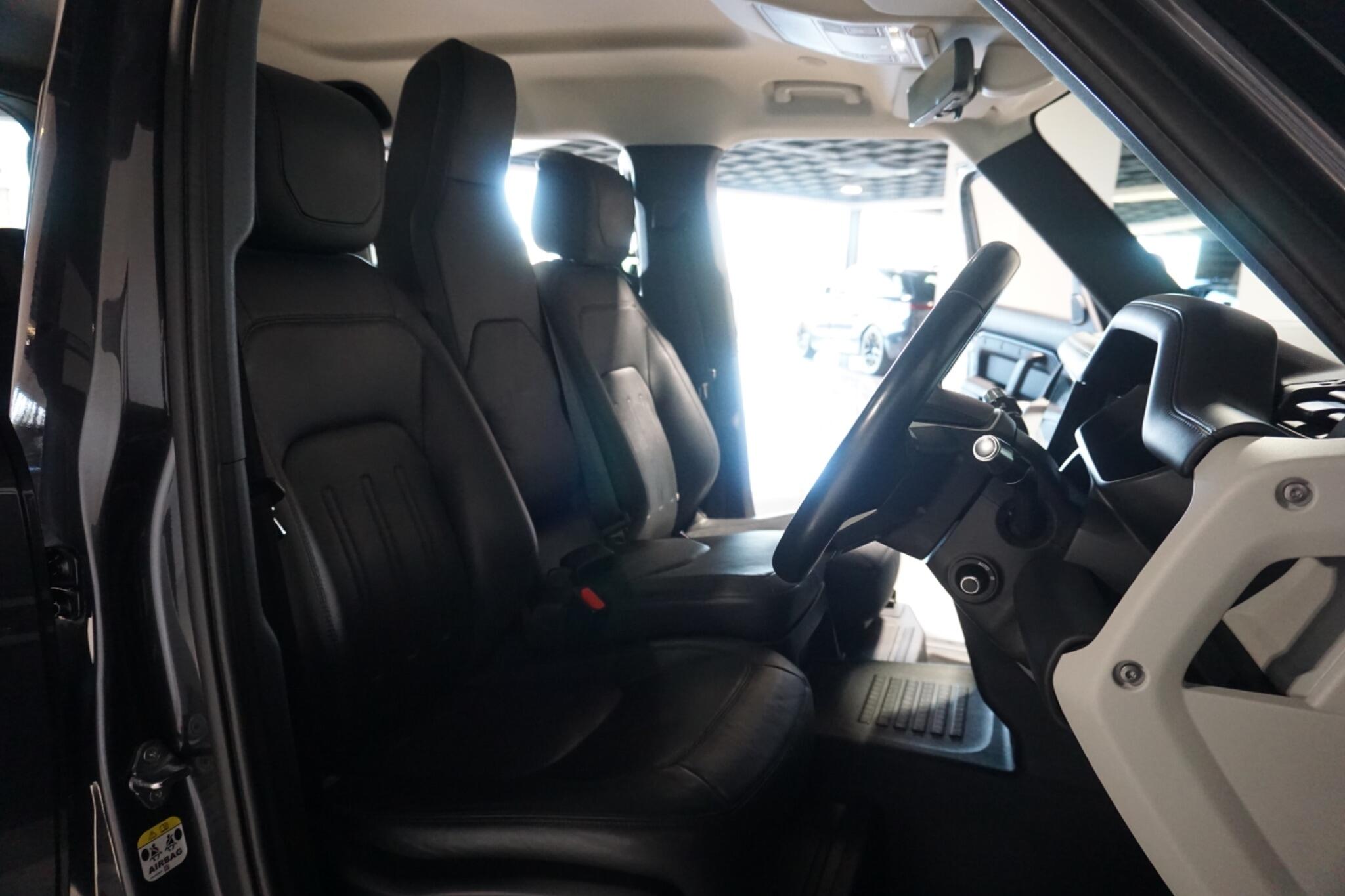 Land Rover Defender 110 3.0 D300 MHEV HSE Hard Top SUV 5dr Diesel Auto 4WD MWB Euro 6 (s/s) (300 ps)